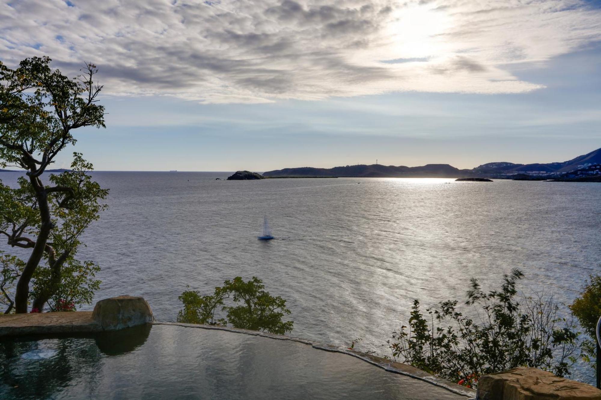 Sea La Vie - Waterfront St Thomas Escape With Pool Villa Nazareth Exterior photo